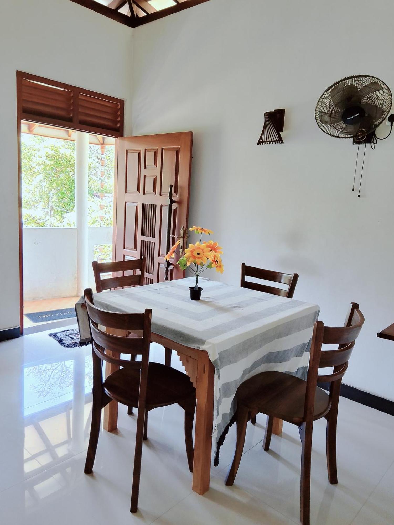 Sajini Villa Weligama Εξωτερικό φωτογραφία